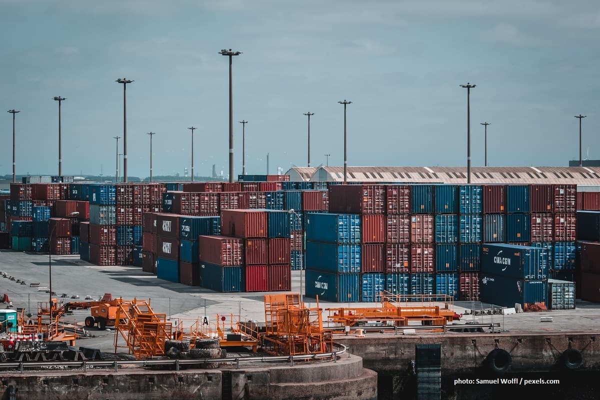 Supported by Non-oil and gas Commodities, Indonesia's Trade Balance Records 40th Consecutive Month of Surplus