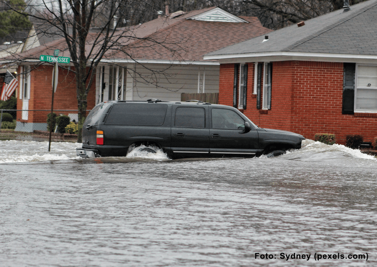 Rain Tax, Fiscal Instrument for Flood Control? Rain Tax, Fiscal Instrument for Flood Control?