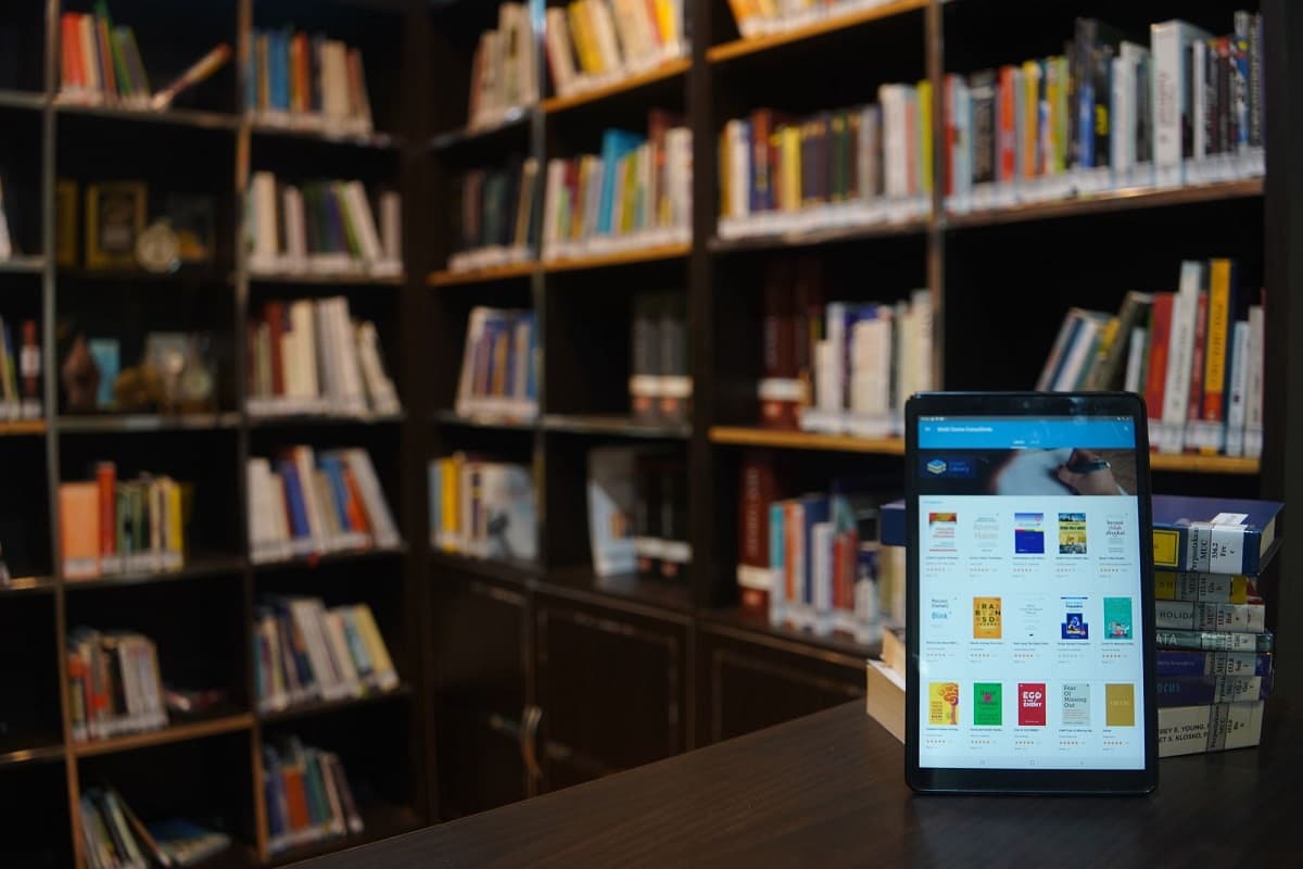 MUC Consulting Gunakan Smart Library agar Perpustakaan Tetap Bermanfaat di Tengah Pandemi MUC Consulting Gunakan Smart Library agar Perpustakaan Tetap Bermanfaat di Tengah Pandemi