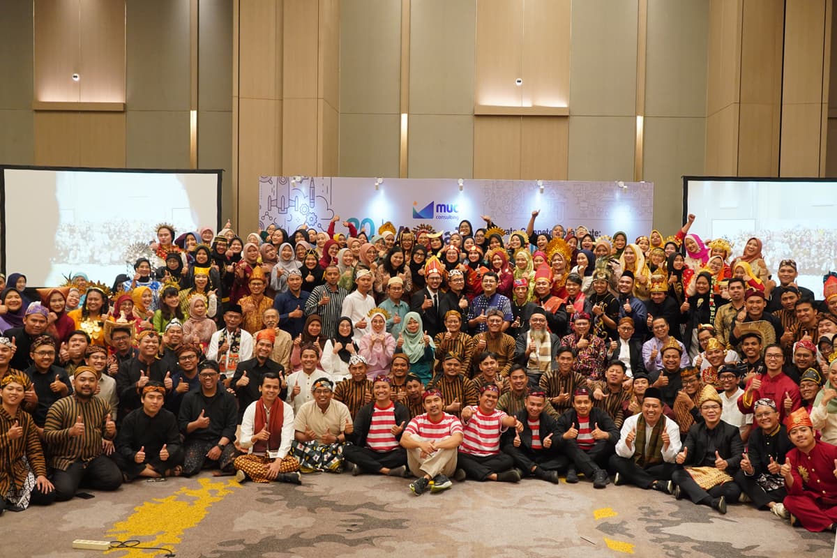 Semarak Keberagaman dalam Annual Meeting MUC Consulting 2025 Semarak Keberagaman dalam Annual Meeting MUC Consulting 2025