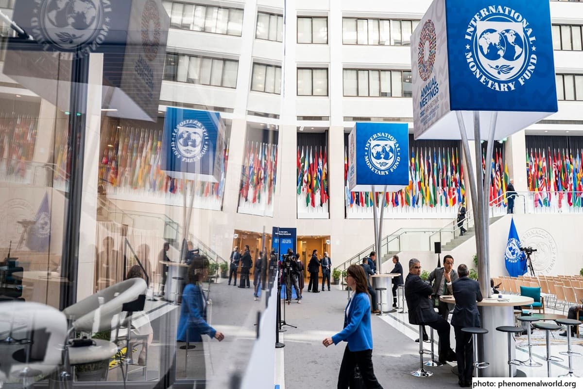 IMF Proposes Higher Employee Tax Rates, Purbaya Prioritizes Economic Stability IMF Proposes Higher Employee Tax Rates, Purbaya Prioritizes Economic Stability